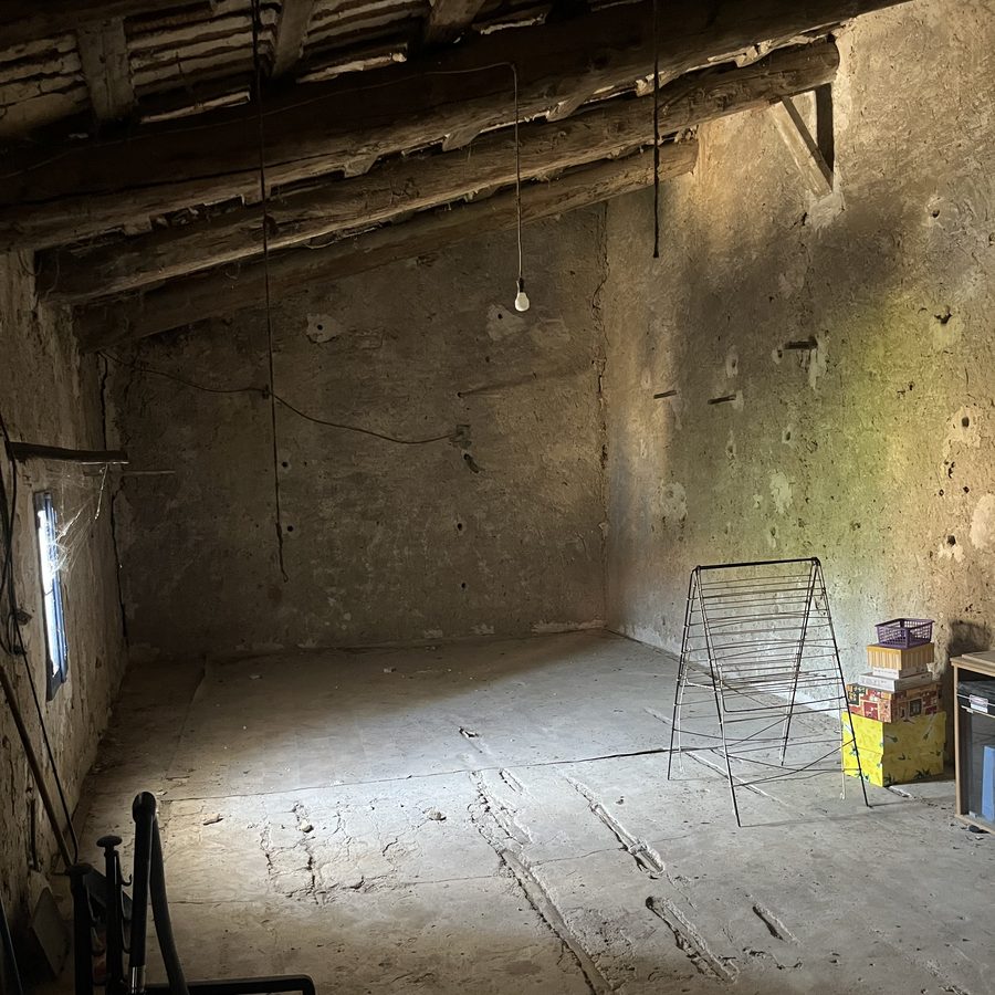 Le grenier, avant travaux